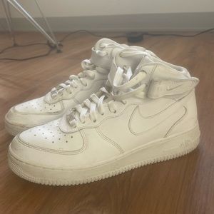 High top Air Force 1